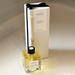 LOVE AND PEACE – Reed Diffuser - Large